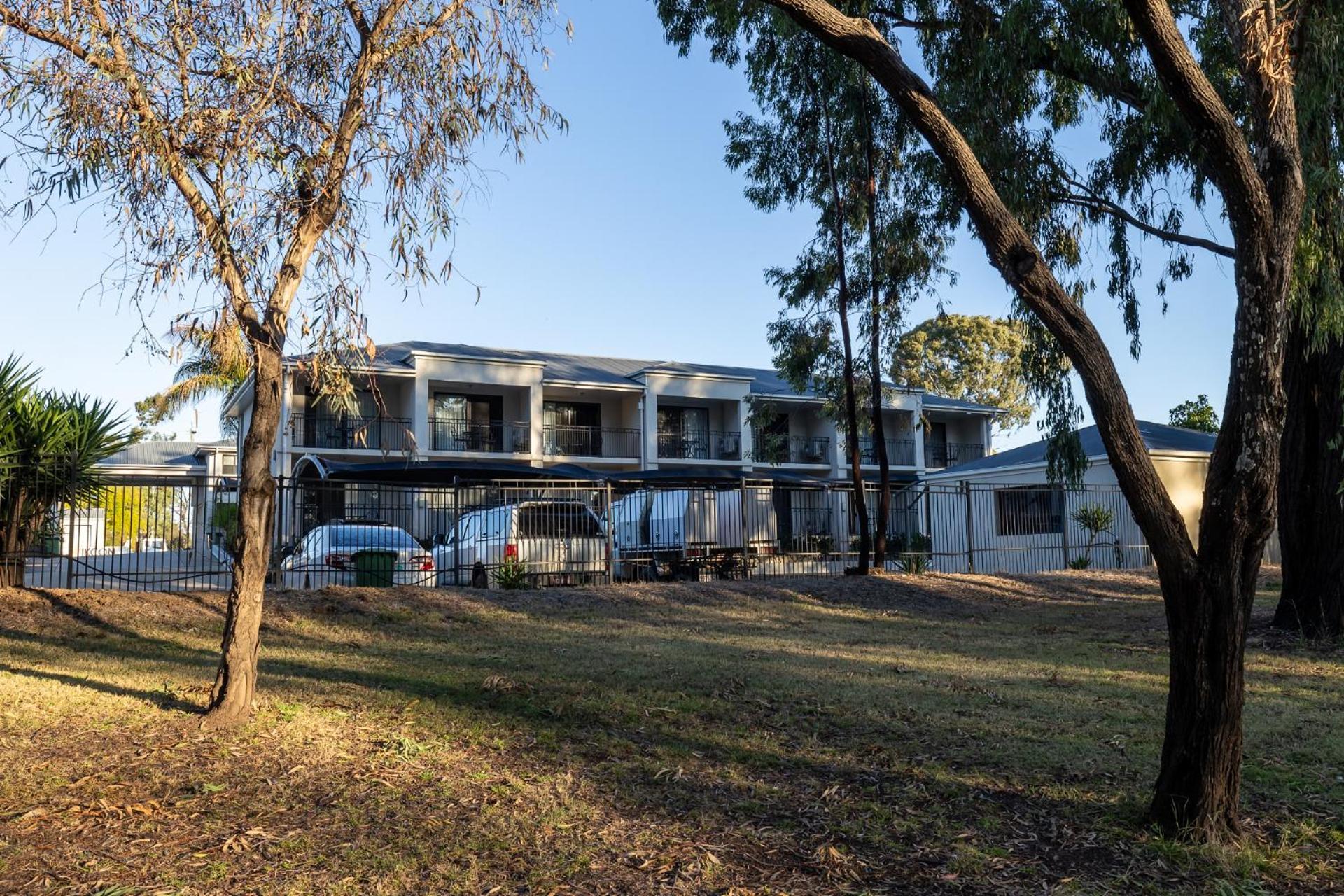 Dalby Fairway Motor Inn מראה חיצוני תמונה